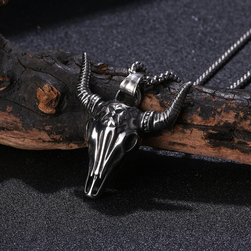 Retro Bull Head Titanium Steel Pendant Horn Necklace